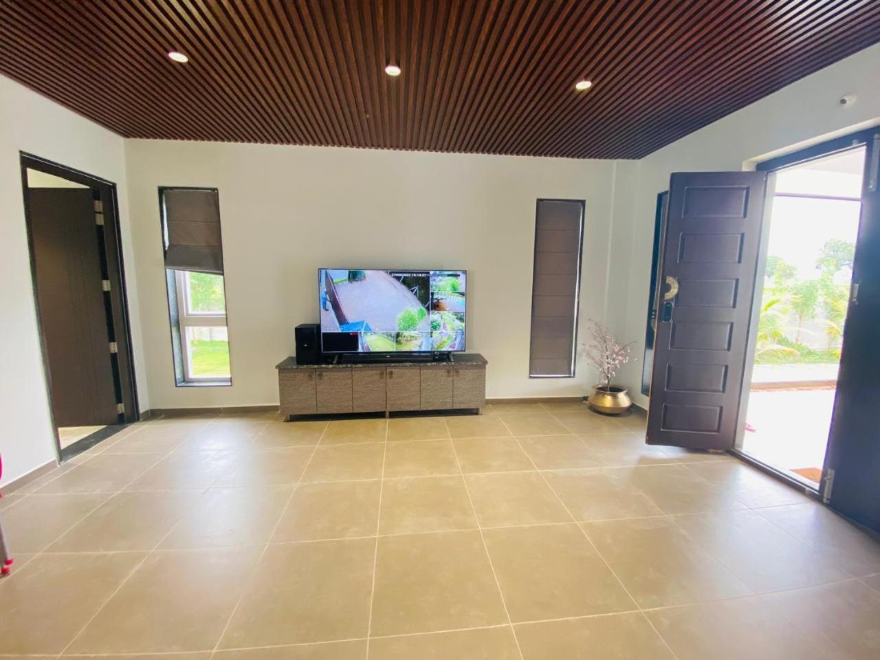 V R Farms Exotic Villa Venkatāpur Exterior foto