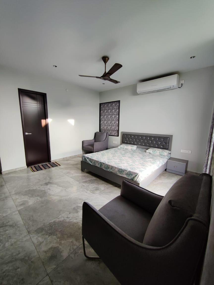 V R Farms Exotic Villa Venkatāpur Exterior foto